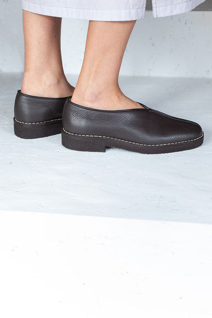 Piped Crepe Slippers - Dark Brown