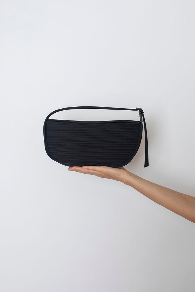 Pleats Half Moon Bag - Black