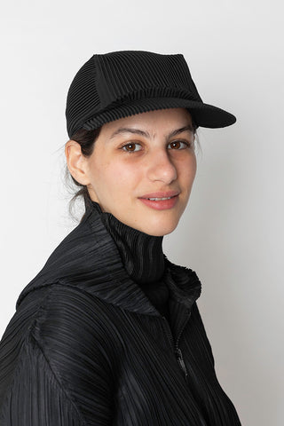 Pleats Cap - Black