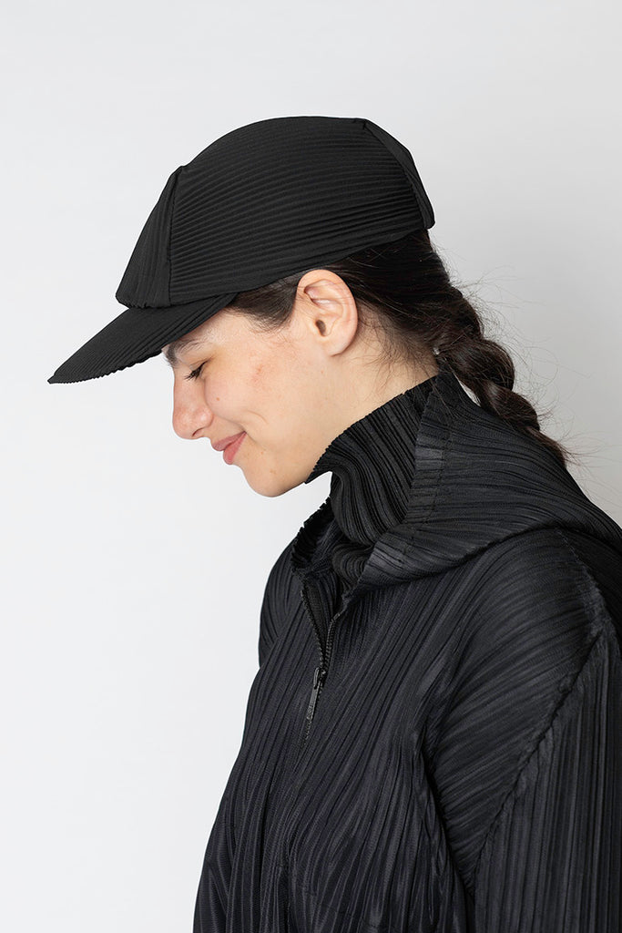 Pleats Cap - Black