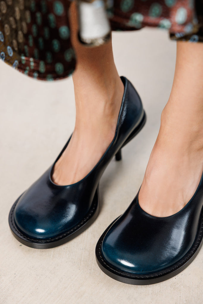 Polished Leather Pumps - Turquoise