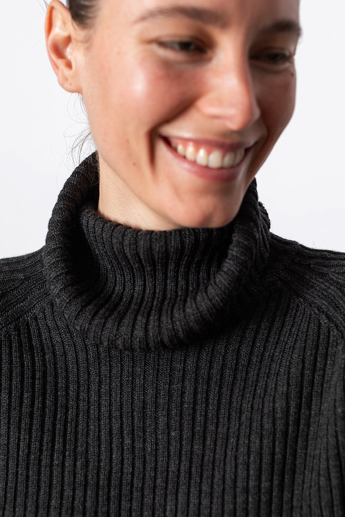 Rib Turtleneck Pullover - Charcoal