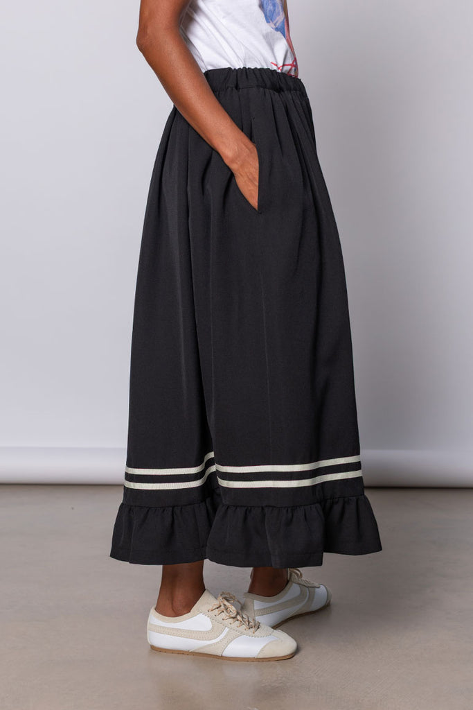 Ruffled Hem Skirt - Black