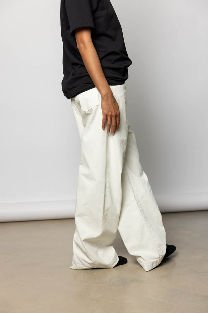 Sculptural Jeans - White