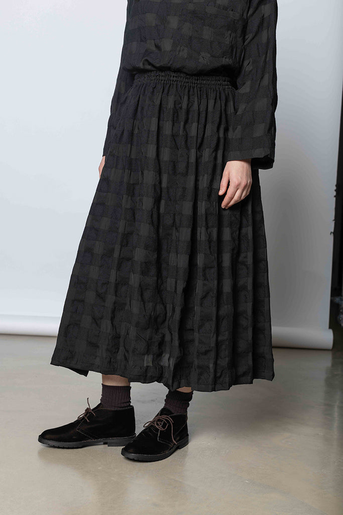 Skye Skirt Textured Check - Black/Black