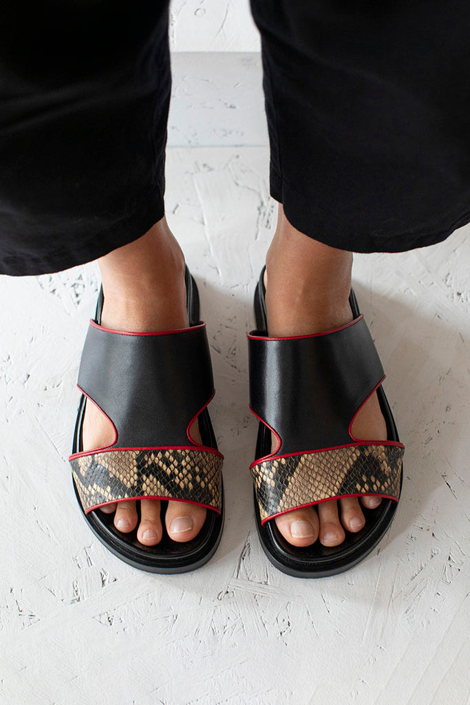 Snake Print Trimmed Leather Slides - Black