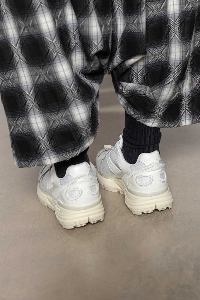 Sneakers - White