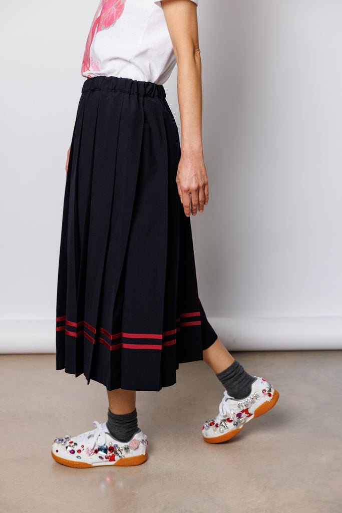 Striped Border Pleated Skirt - Navy