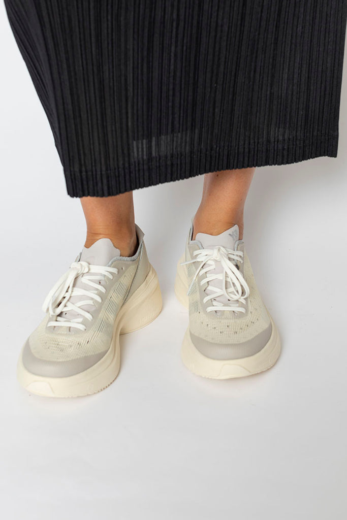 Subaya Sneakers - Cream/White