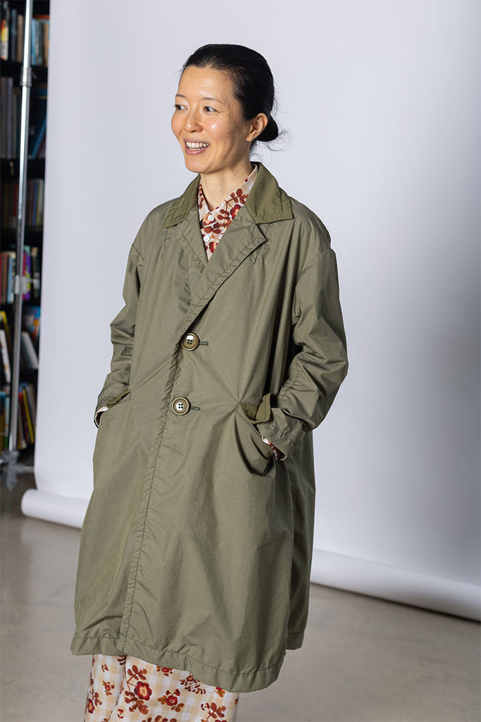 Contrast Frill Front Coat - Khaki/Beige