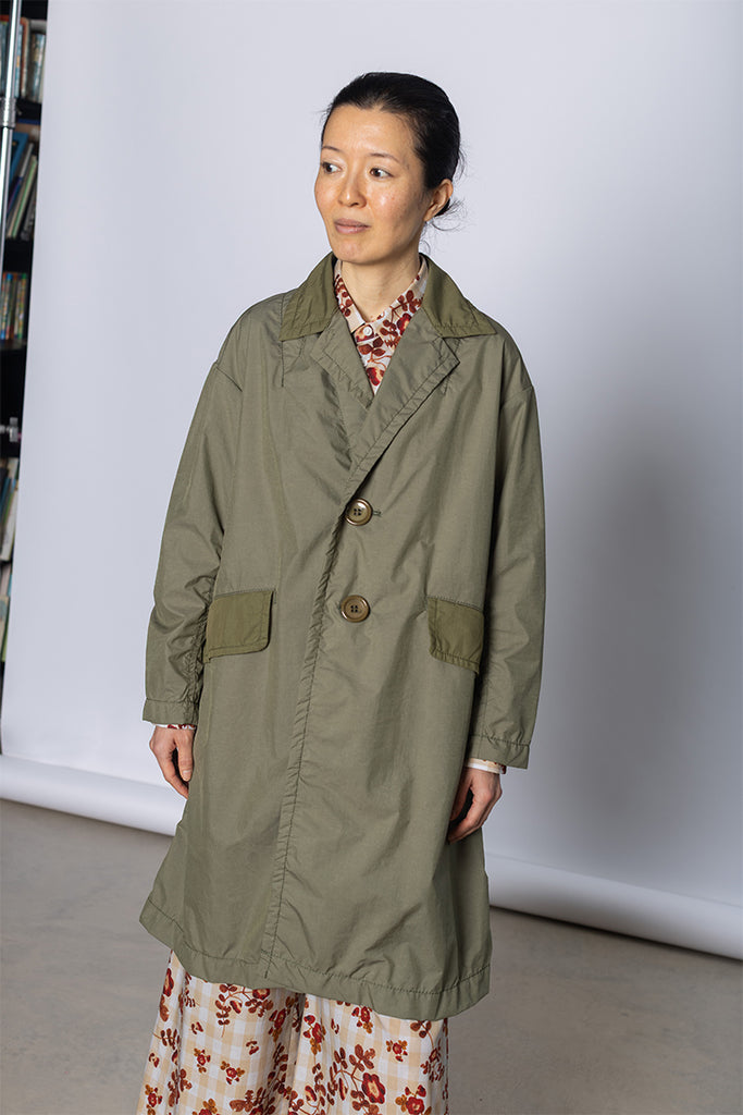 Contrast Frill Front Coat - Khaki/Beige