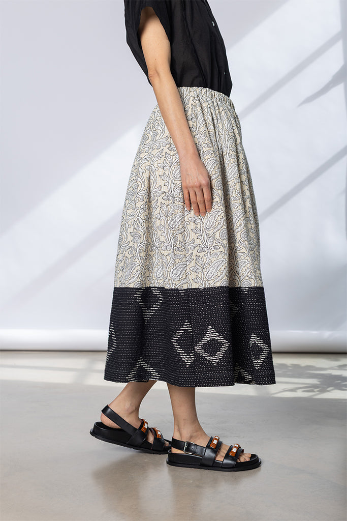 Contrast Hem Skirt - Ecru/Black