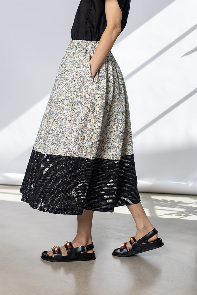 Contrast Hem Skirt - Ecru/Black