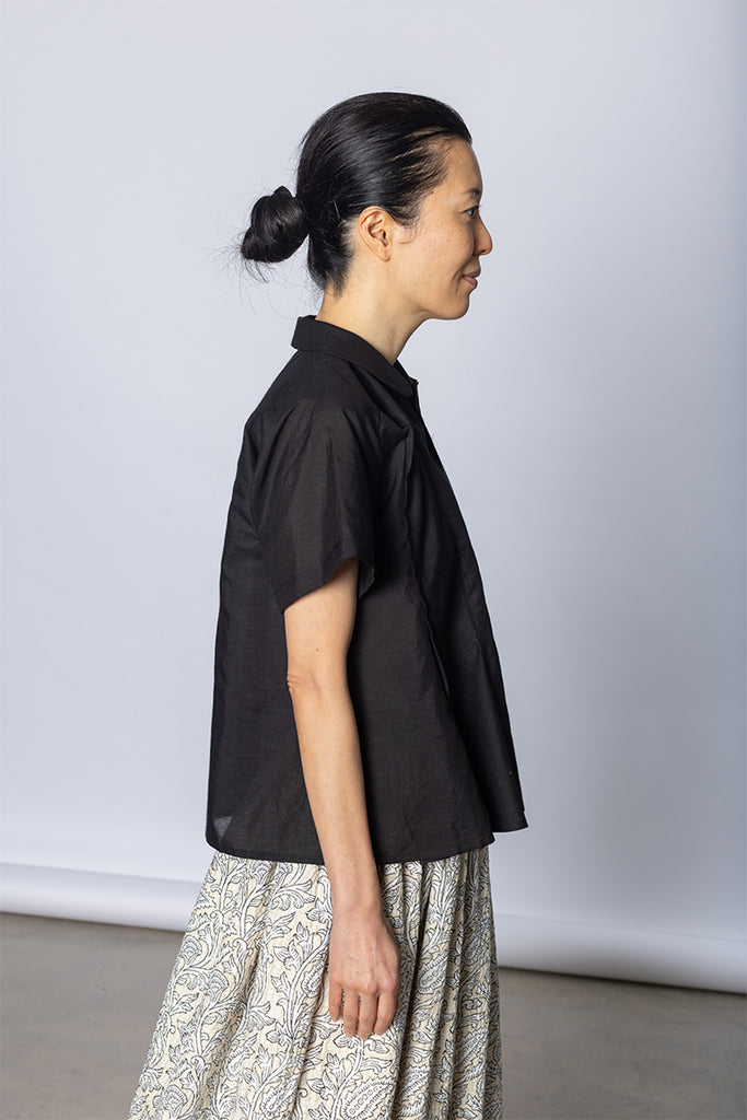 Cotton Ramie Peter Pan Collar Shirt - Black