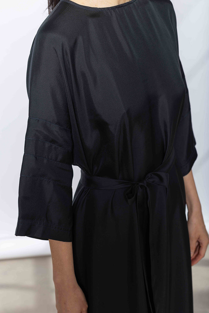 Silk Twill T-Shirt Dress - Printer Black