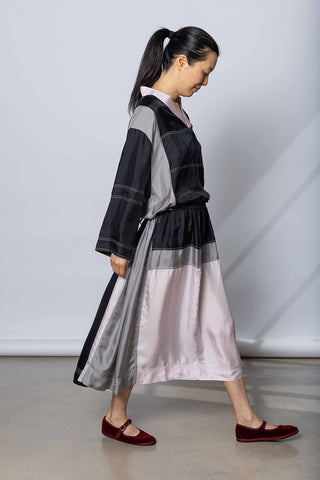 Silk Twill V Neck Dress - Printer Black/Silver Grey/White Lilac