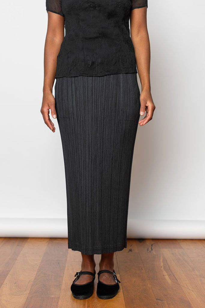 Thicker Bottoms Skirt - Black