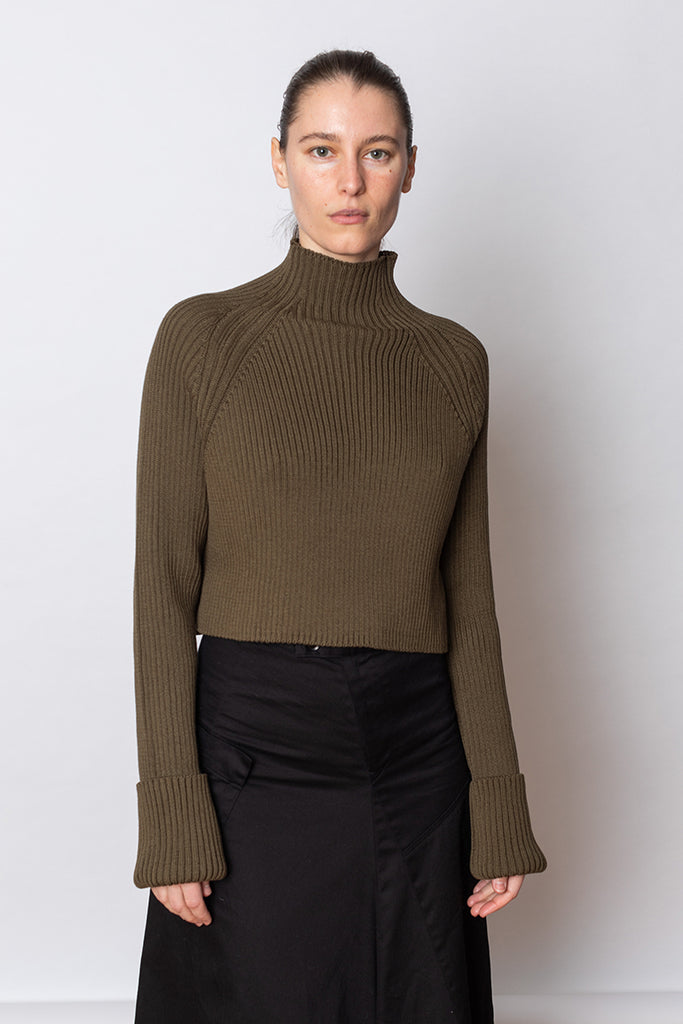 Tight Round Neck Pullover - Khaki