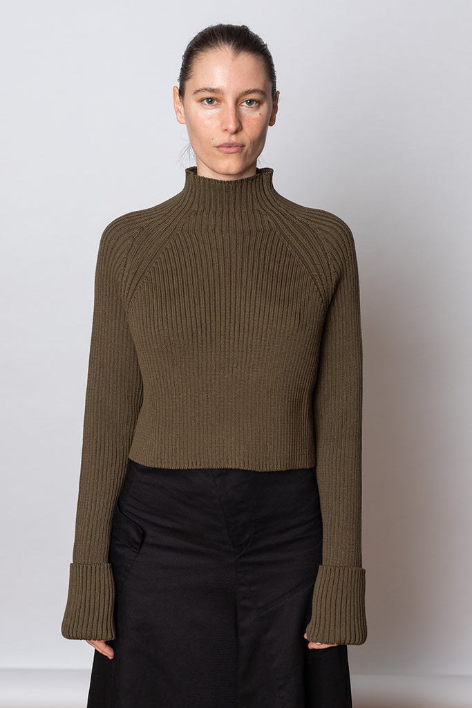 Tight Round Neck Pullover - Khaki