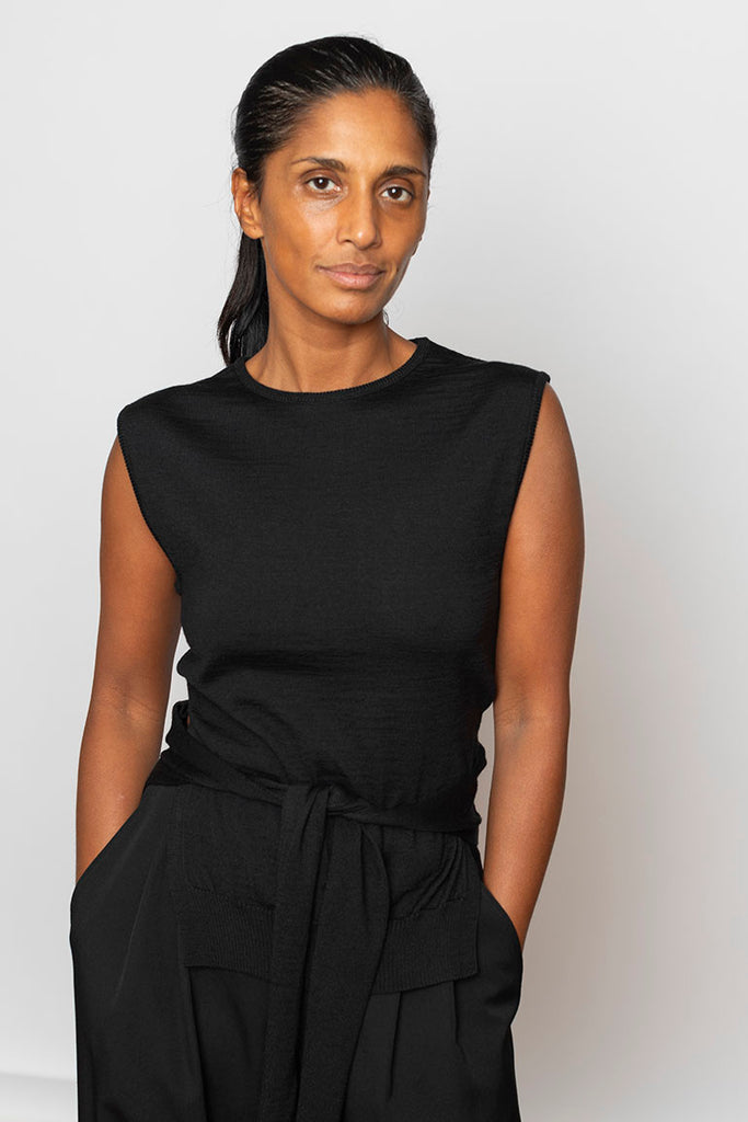 Trompe L'oeil Sleeveless Jumper - Black