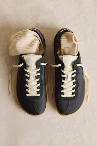 Veja x Baserange Sneakers - Black