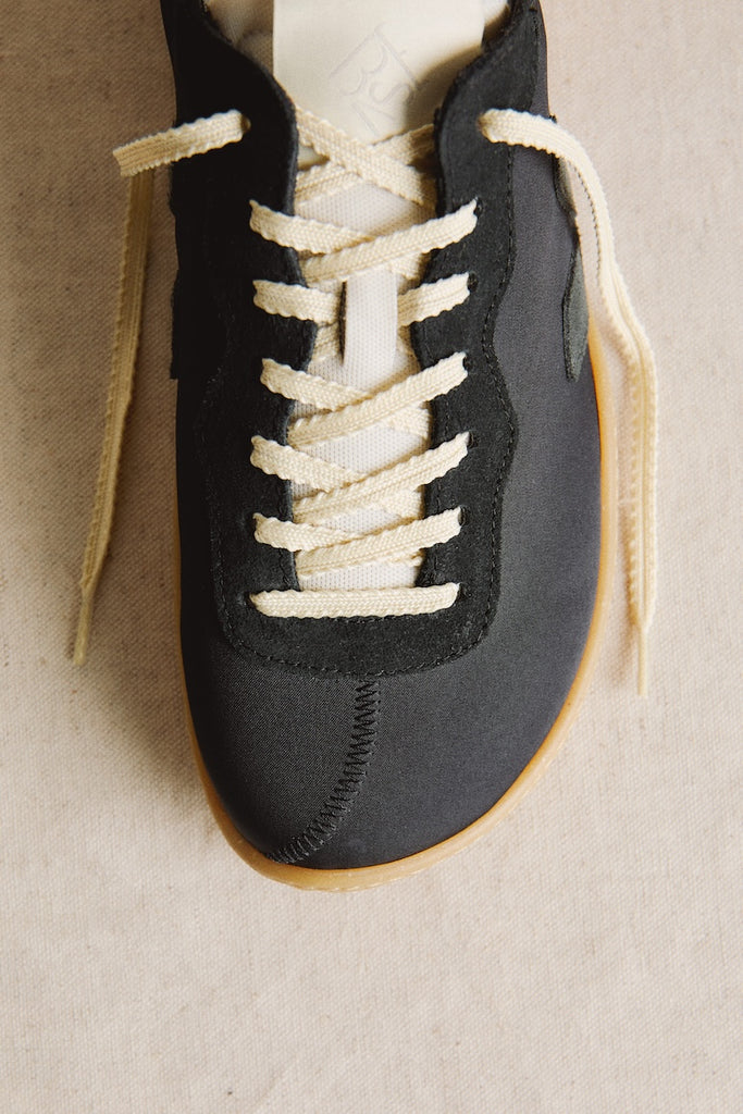 Veja x Baserange Sneakers - Black