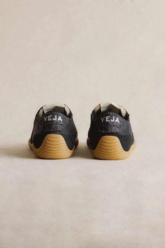 Veja x Baserange Sneakers - Black