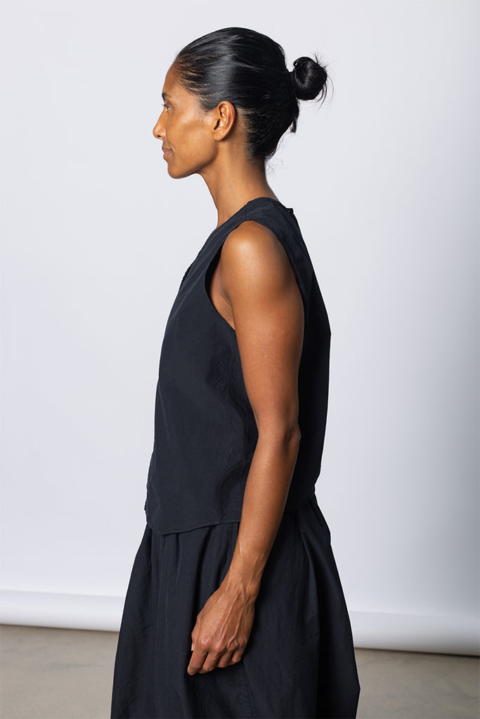 Victor Vest - Off Black