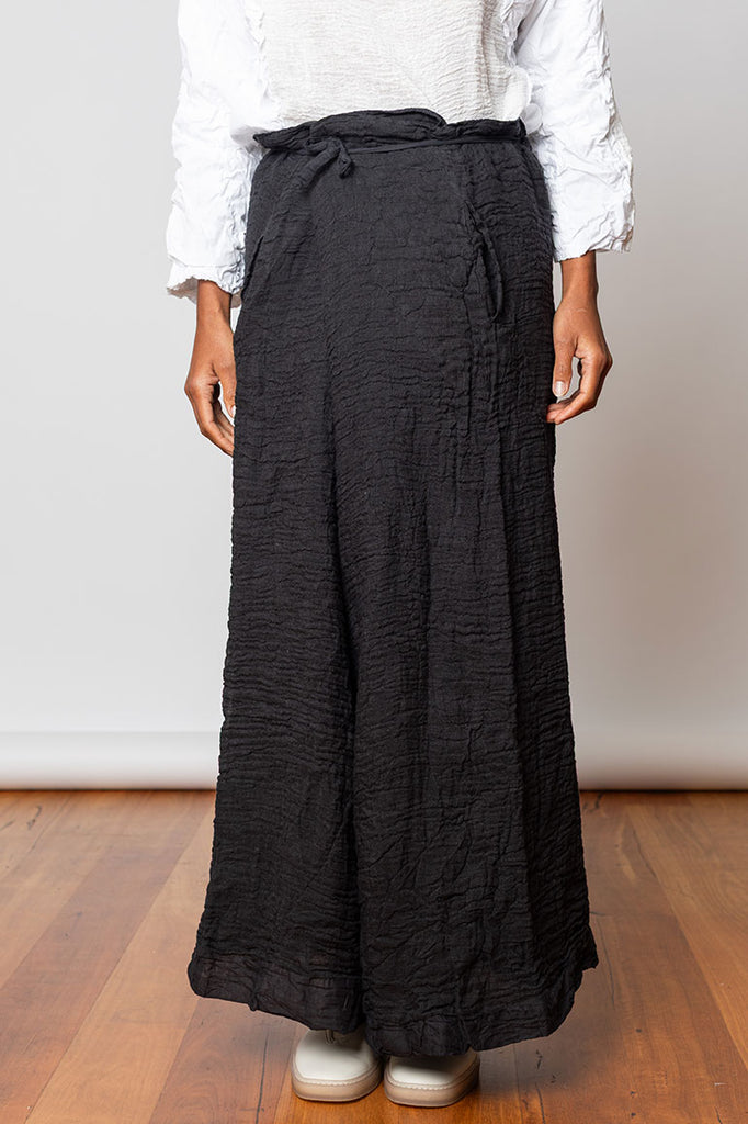 Washed & Crushed Linen Pants - Black