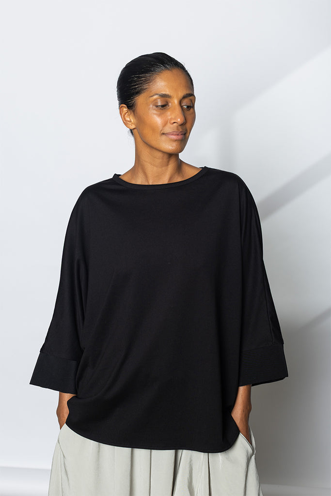 Contrast Cuff Round Neck T-Shirt - Black