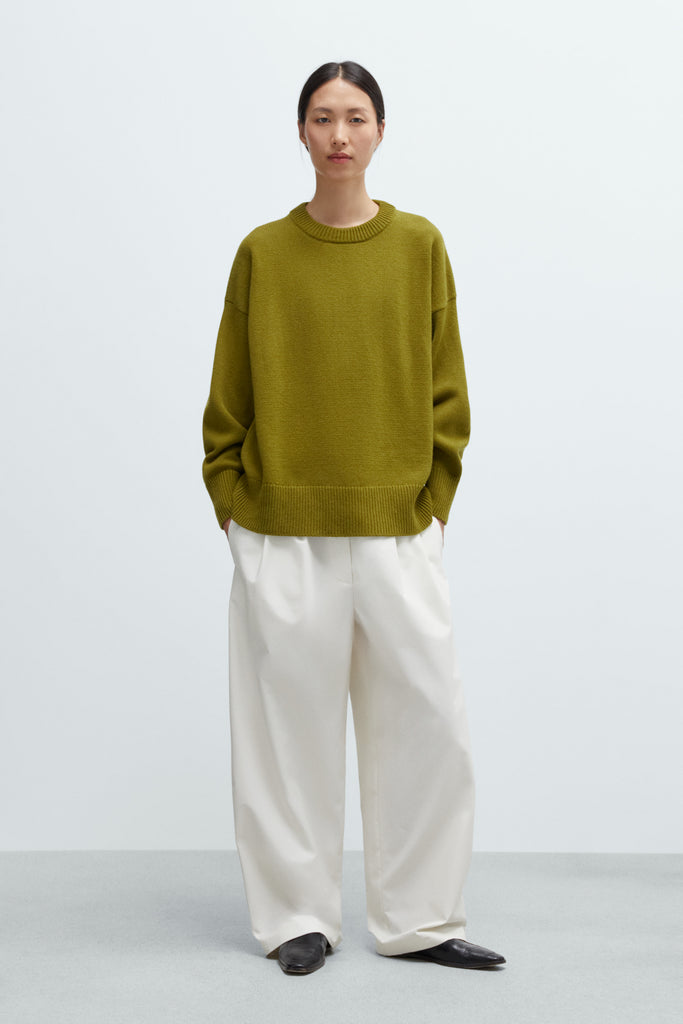 Merino Wool Oversized Sweater - Woodbine