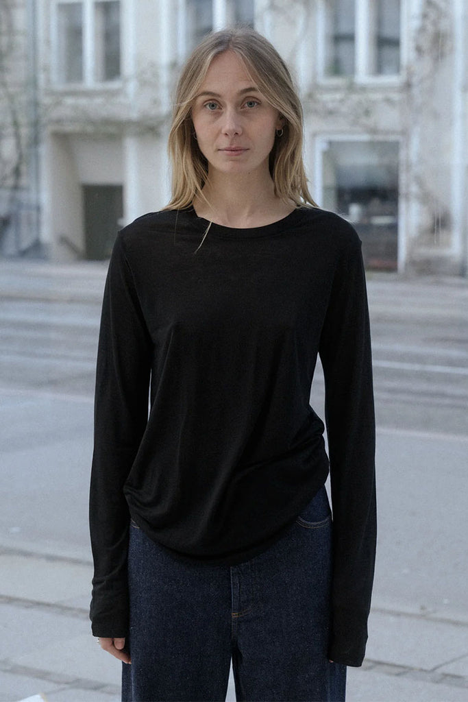 Bamboo Long Sleeve T-Shirt - Black