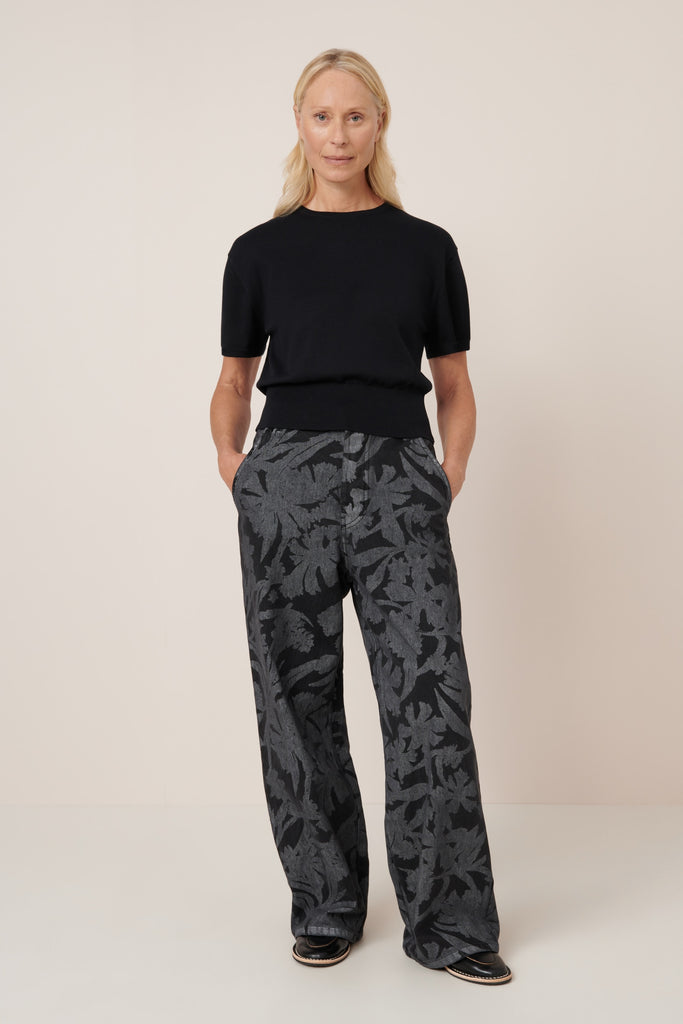 Silhouette Top - Black